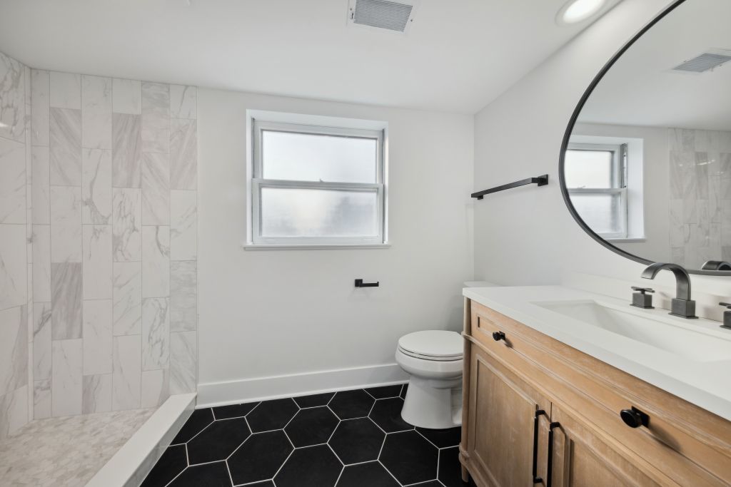 4647 Johnson Avenue, Western Springs, IL 60558