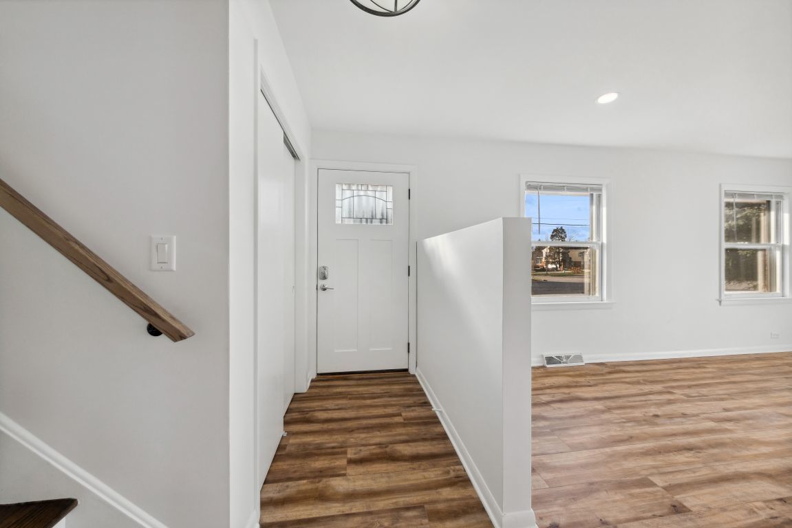 4647 Johnson Avenue, Western Springs, IL 60558