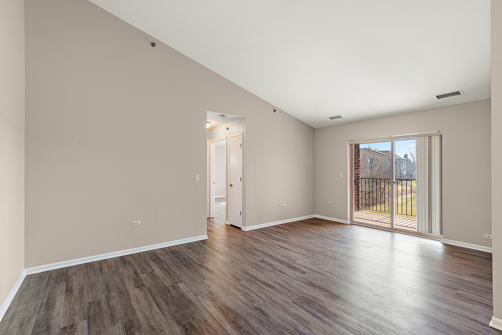 6950 Heritage Circle #3C, Orland Park, IL 60462