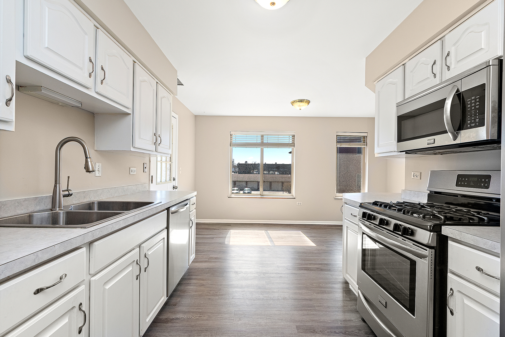 6950 Heritage Circle #3C, Orland Park, IL 60462