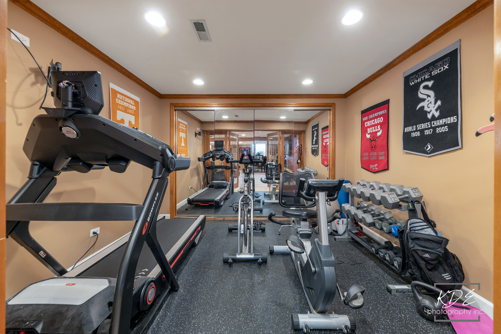 992 Belaire Court, Naperville, IL 60563