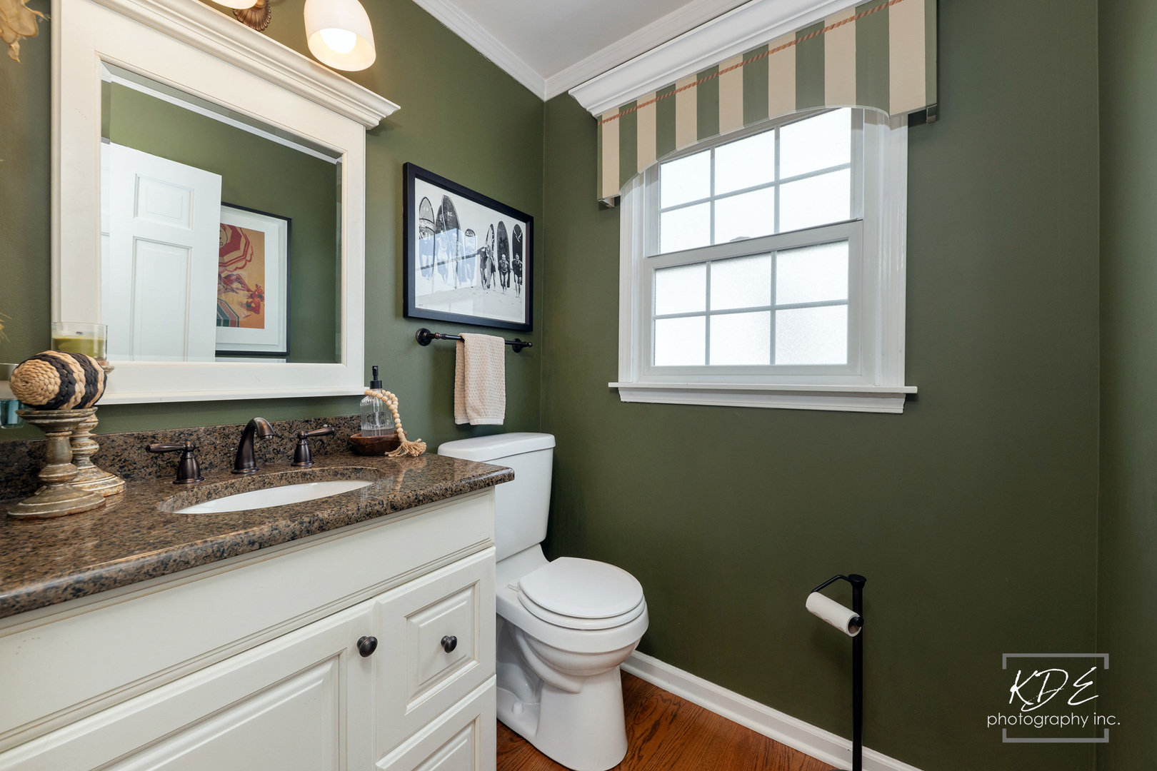 992 Belaire Court, Naperville, IL 60563