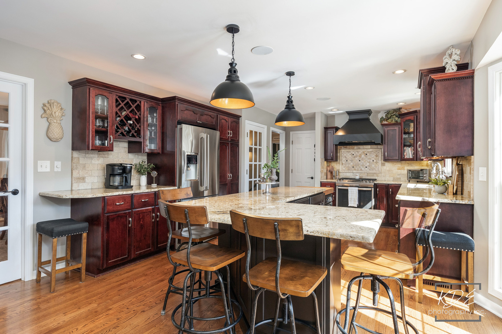 992 Belaire Court, Naperville, IL 60563