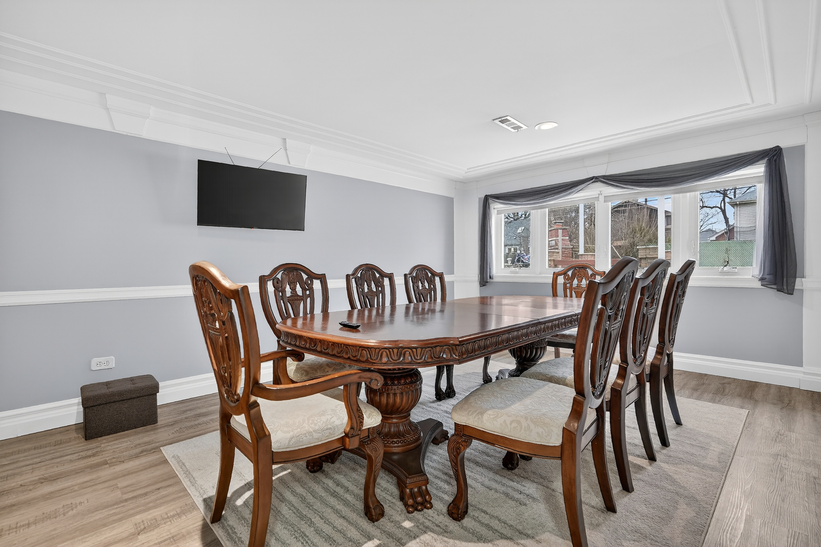 10532 S 80th Court, Palos Hills, IL 60465