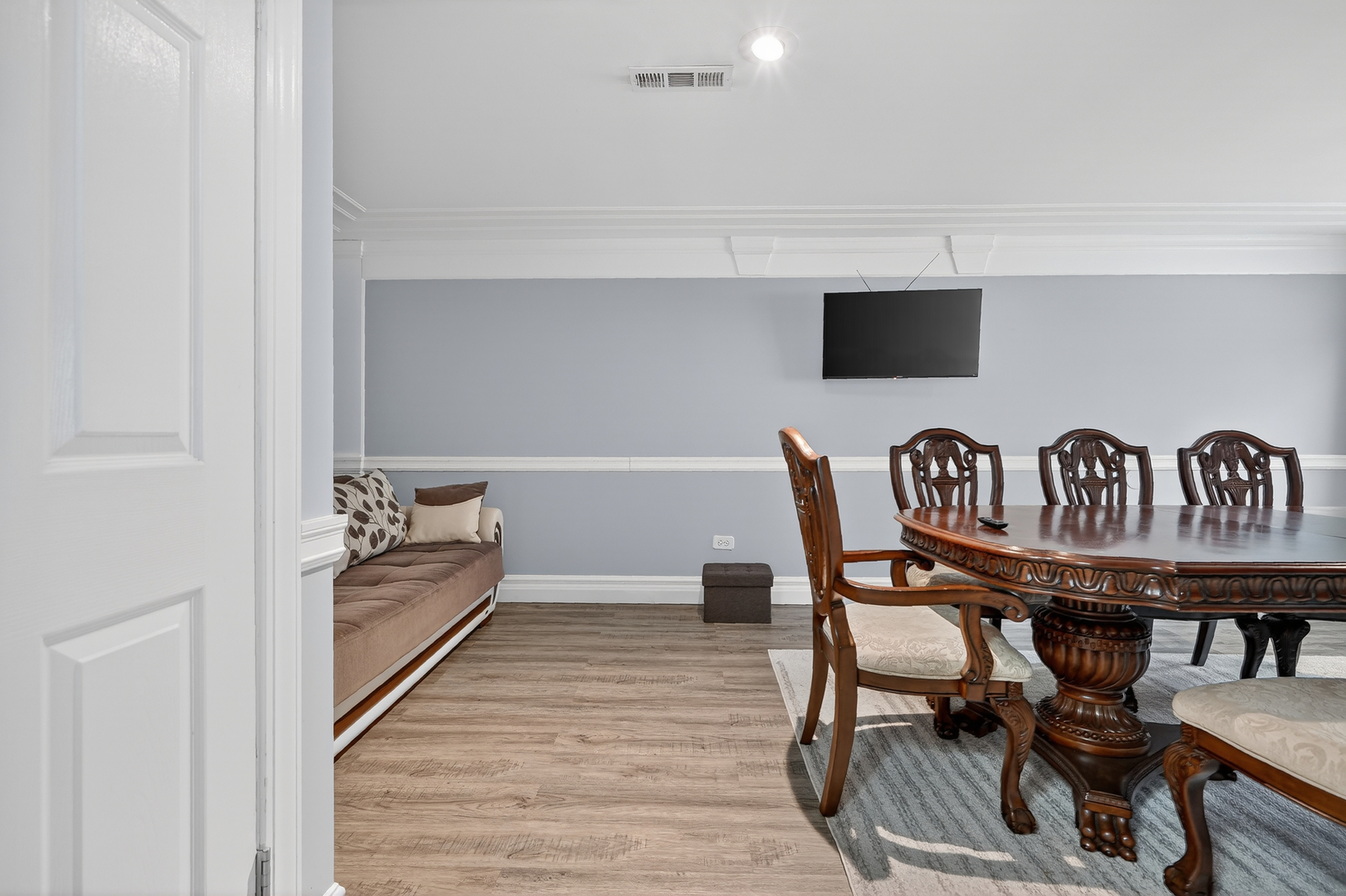 10532 S 80th Court, Palos Hills, IL 60465