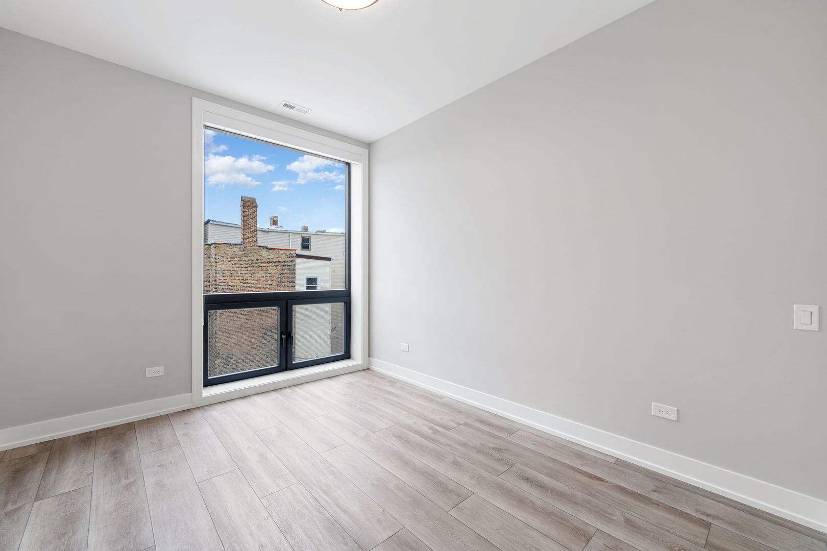 1606 S Ashland Avenue #301, Chicago, IL 60608