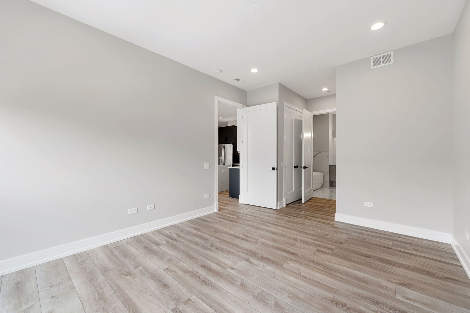 1606 S Ashland Avenue #301, Chicago, IL 60608