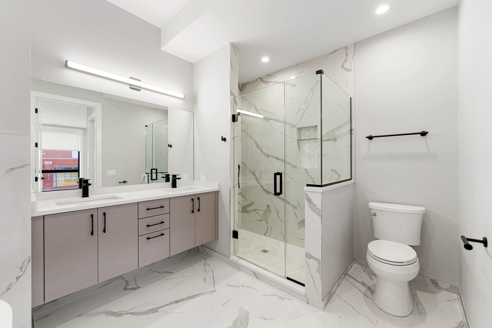 1606 S Ashland Avenue #301, Chicago, IL 60608