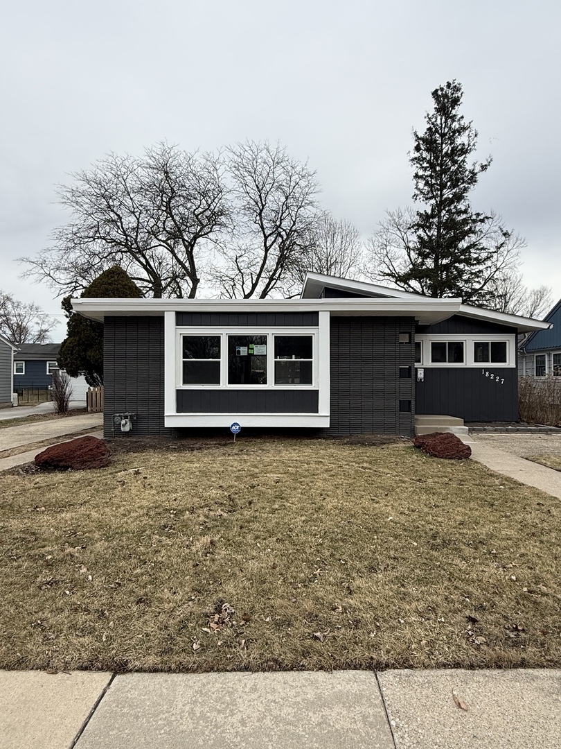 18227 Center Avenue, Homewood, IL 60430