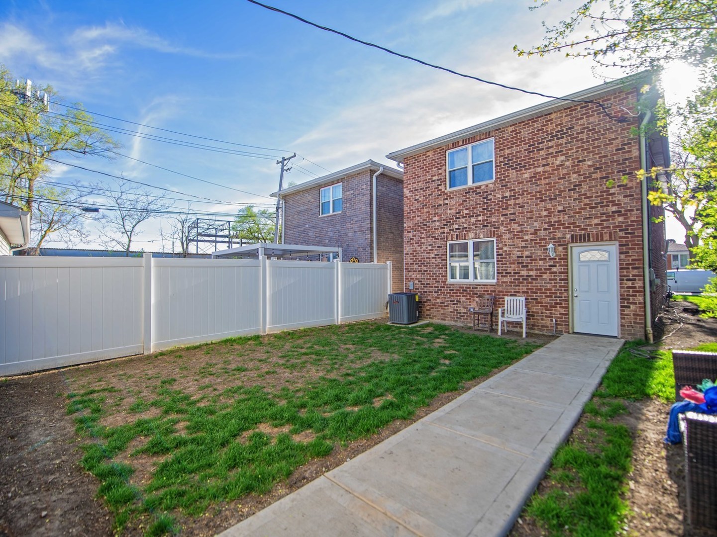 105 N 12th Avenue, Melrose Park, IL 60160