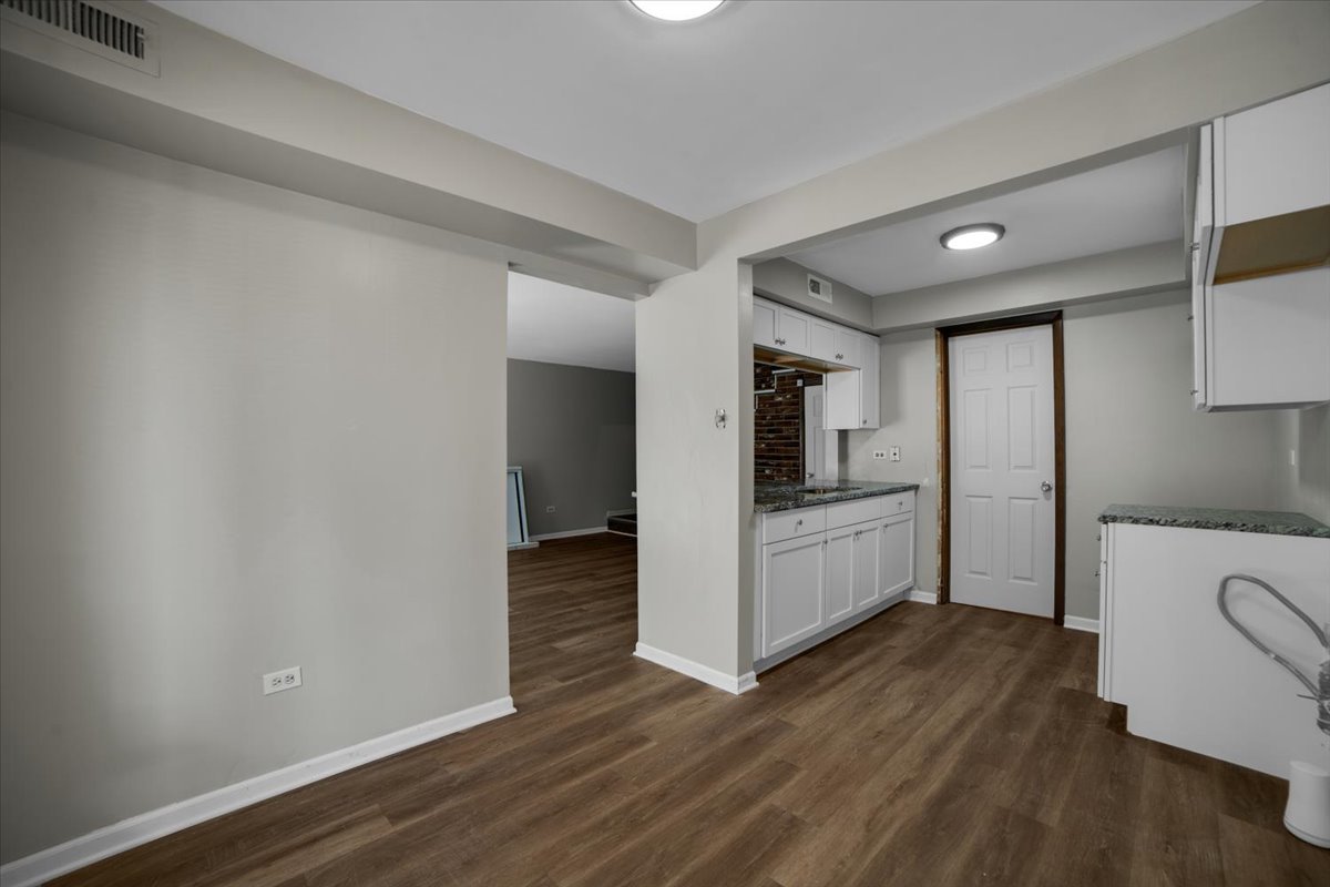 9835 S Harlem Avenue #T, Chicago Ridge, IL 60415