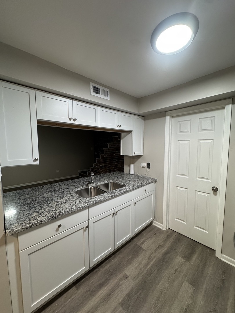 9835 S Harlem Avenue #T, Chicago Ridge, IL 60415