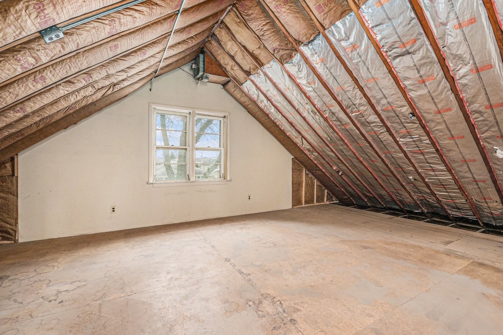 5232 S Lotus Avenue, Chicago, IL 60638