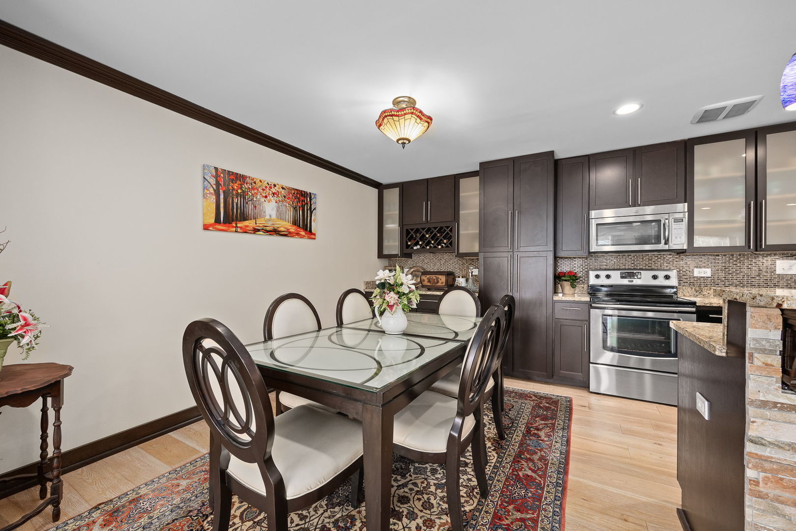 140 Carriage Way Drive #C218, Burr Ridge, IL 60527