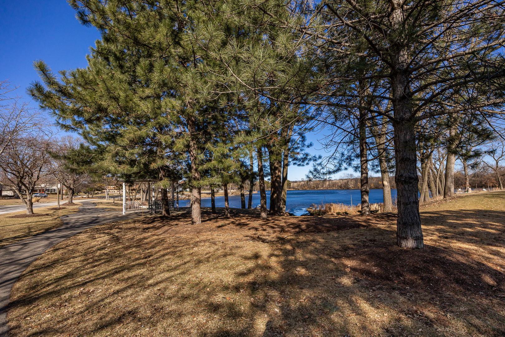 140 Carriage Way Drive #C218, Burr Ridge, IL 60527