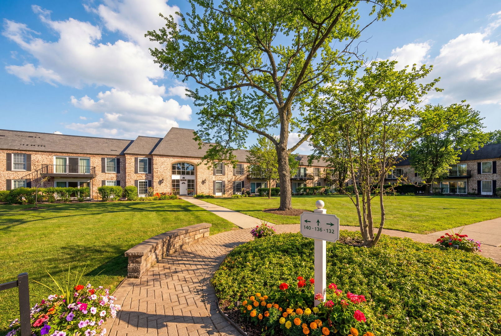 140 Carriage Way Drive #C218, Burr Ridge, IL 60527