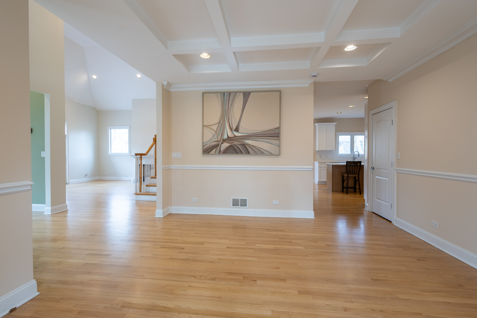 6441 Blackhawk Trail, Indian Head Park, IL 60525