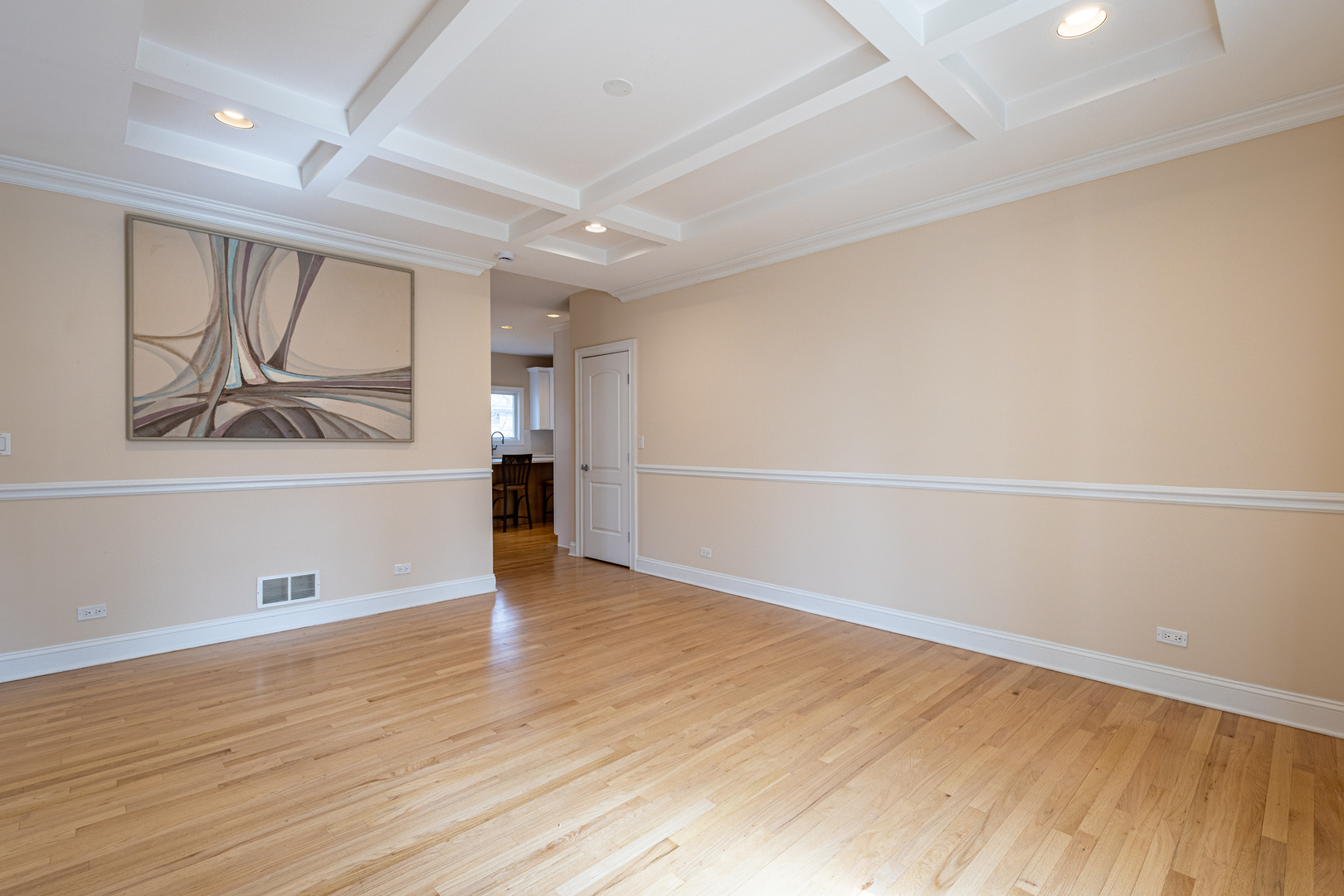 6441 Blackhawk Trail, Indian Head Park, IL 60525