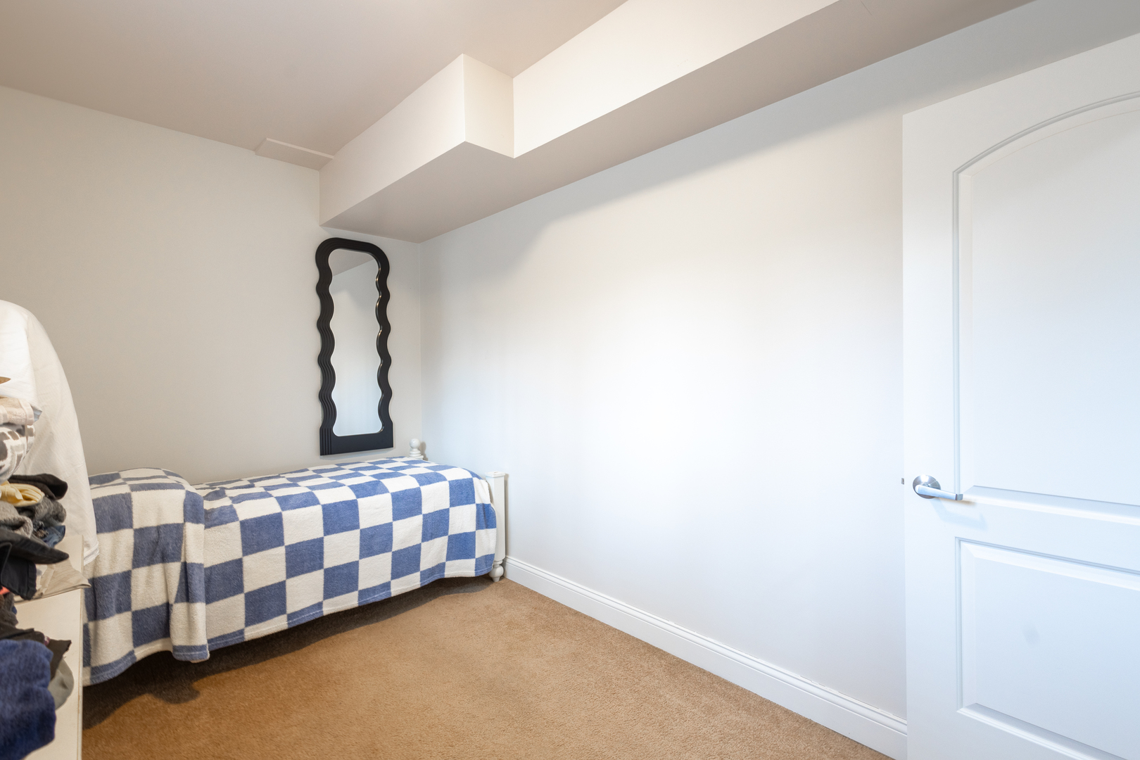 6441 Blackhawk Trail, Indian Head Park, IL 60525