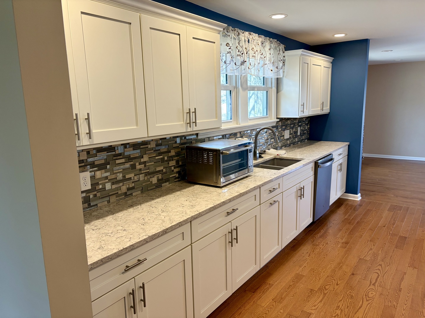 509 W Clay Street, Clinton, IL 61727