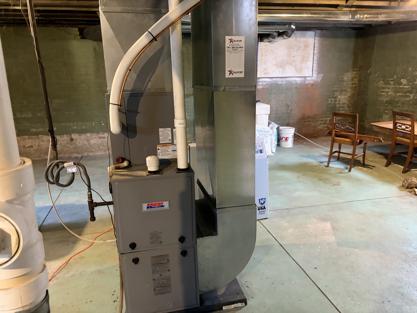 509 W Clay Street, Clinton, IL 61727