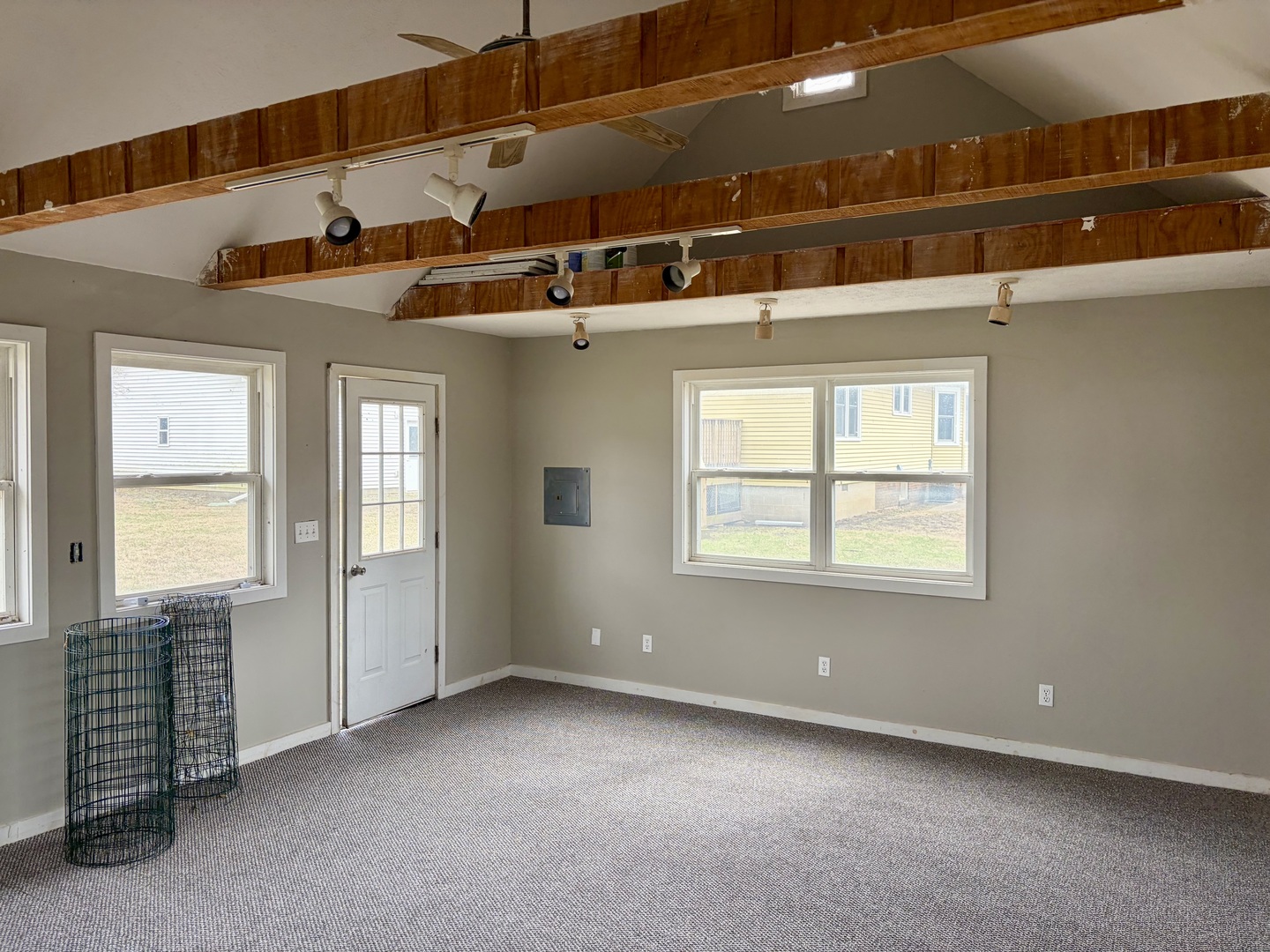 509 W Clay Street, Clinton, IL 61727