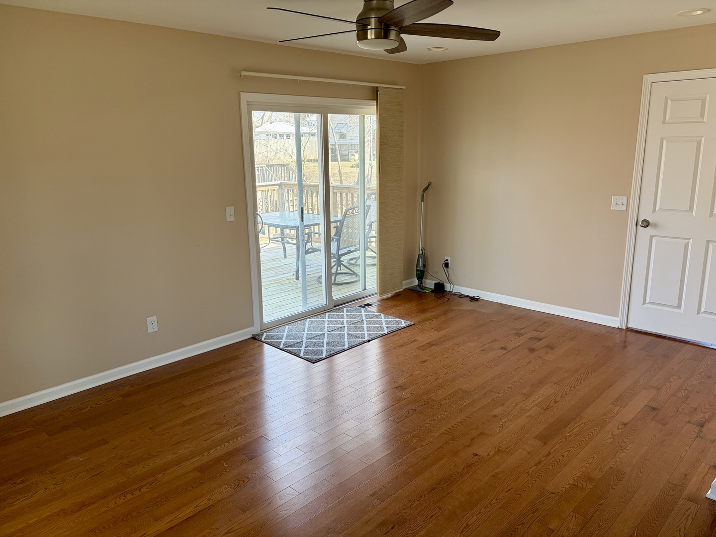 509 W Clay Street, Clinton, IL 61727