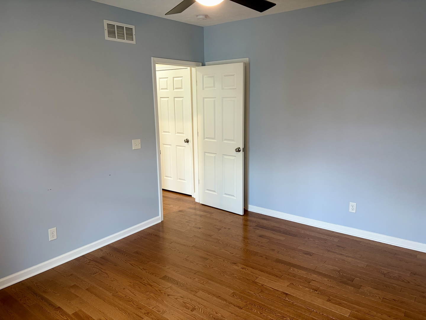 509 W Clay Street, Clinton, IL 61727