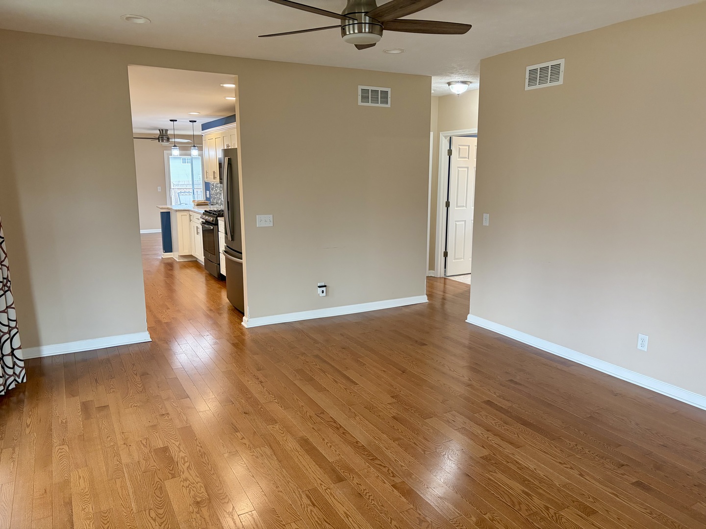 509 W Clay Street, Clinton, IL 61727