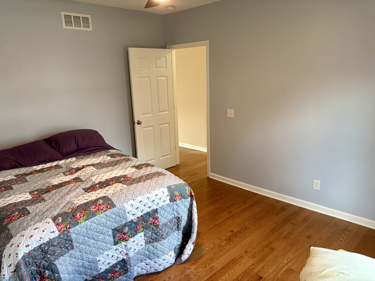 509 W Clay Street, Clinton, IL 61727