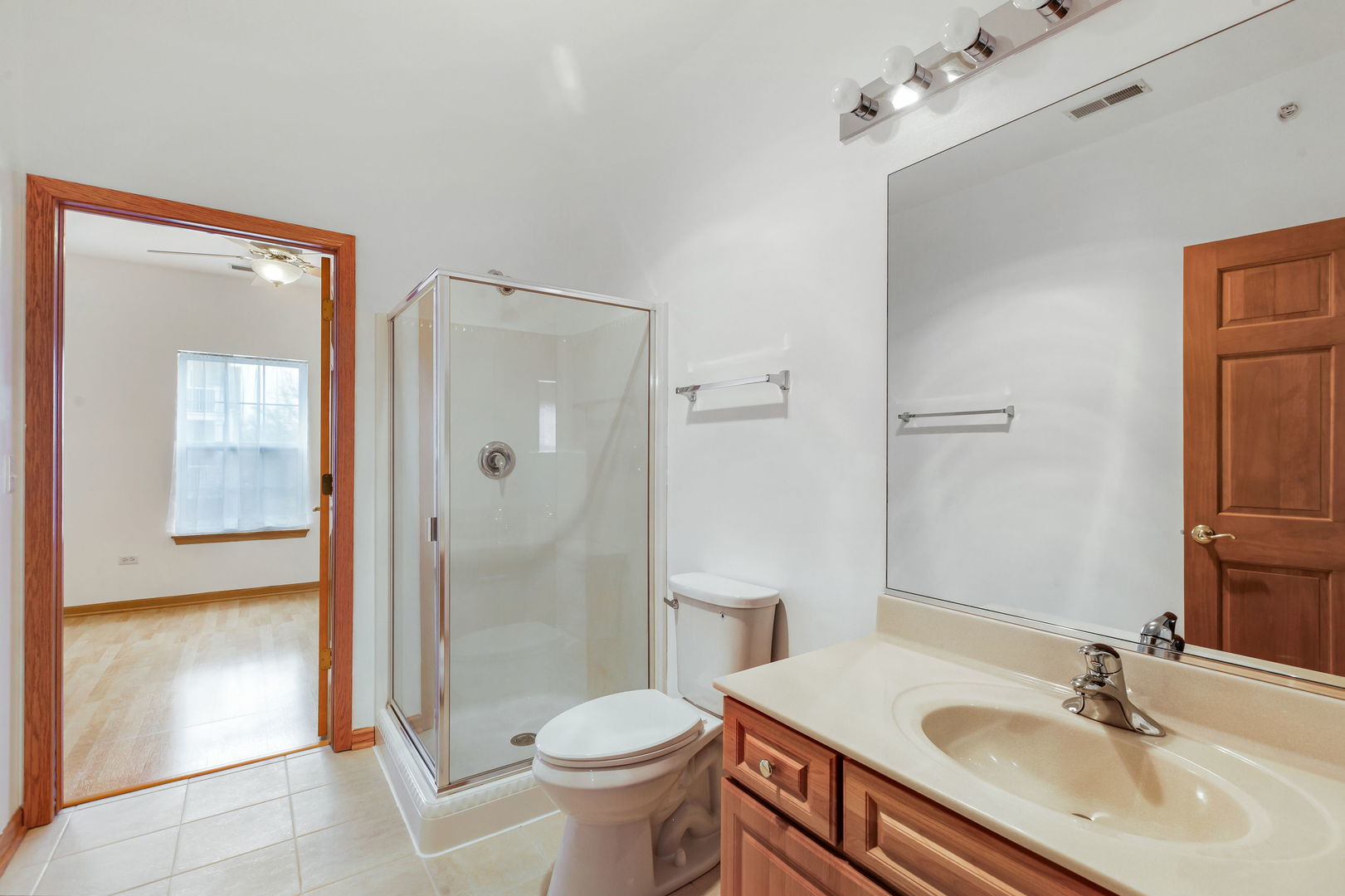 1259 Lake Street #203, Addison, IL 60101