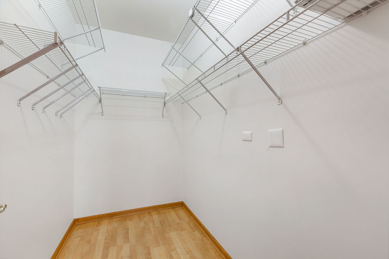 1259 Lake Street #203, Addison, IL 60101