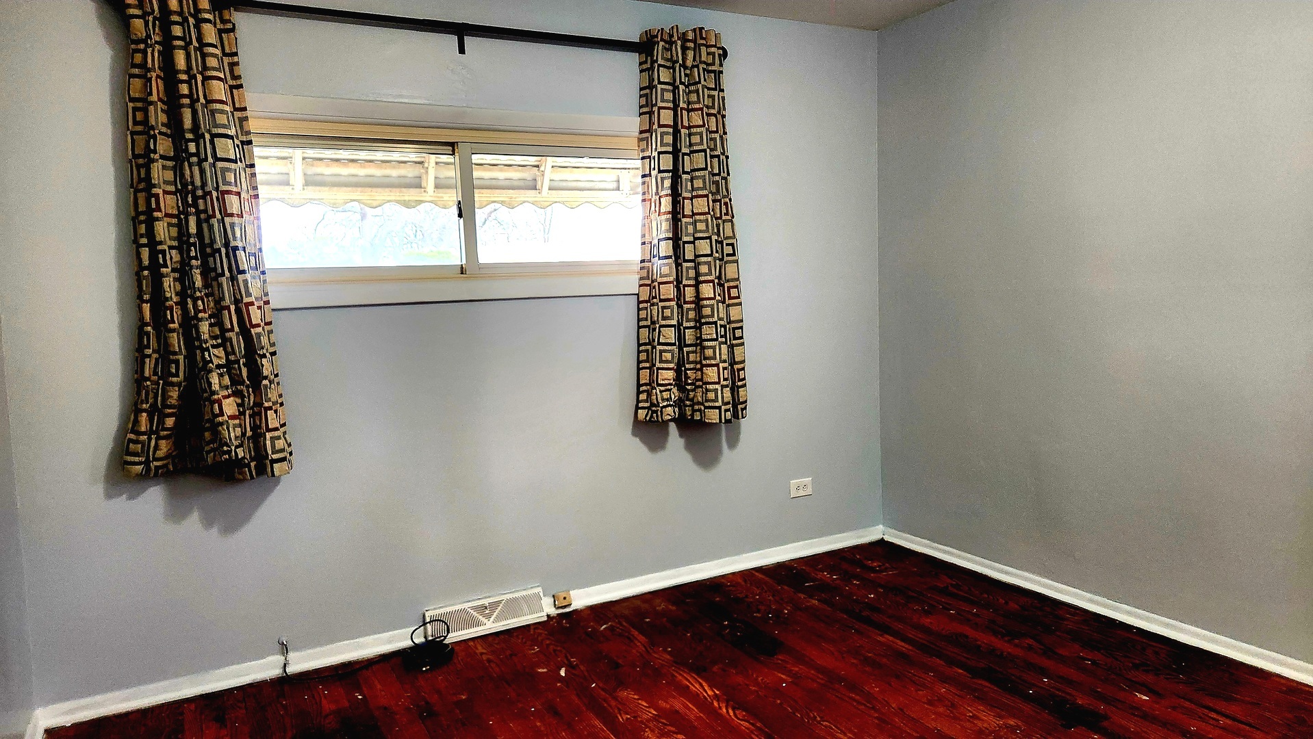 17322 Forestway Drive, East Hazel Crest, IL 60429