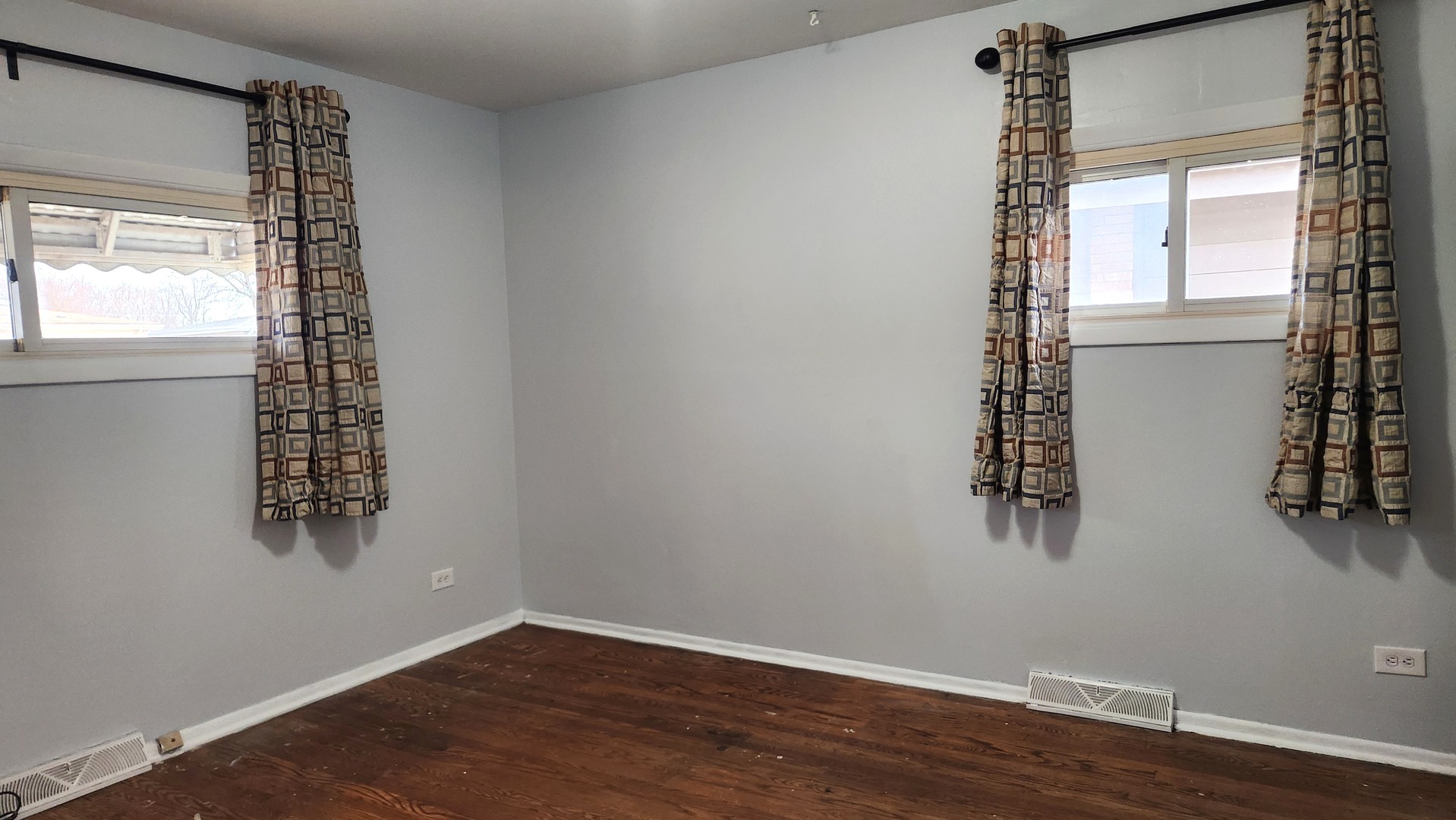 17322 Forestway Drive, East Hazel Crest, IL 60429