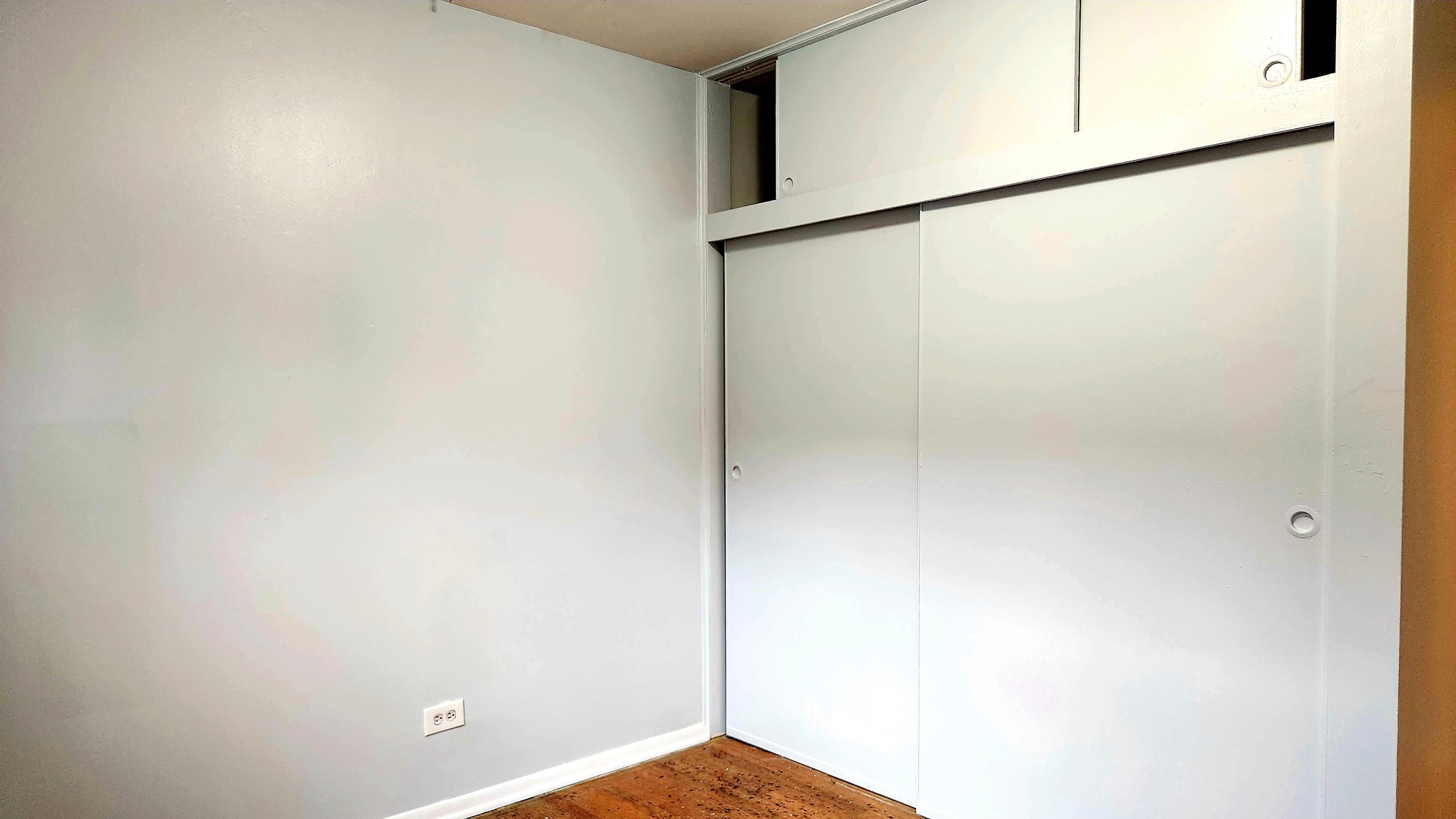 17322 Forestway Drive, East Hazel Crest, IL 60429