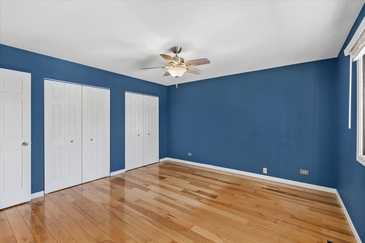 3S691 Melcher Avenue, Warrenville, IL 60555