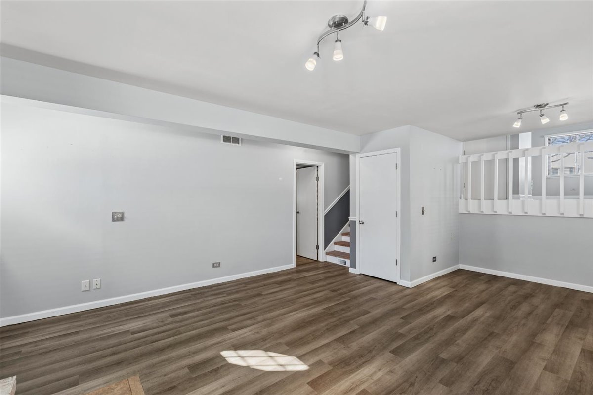 3S691 Melcher Avenue, Warrenville, IL 60555