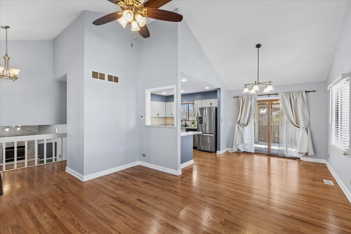 3S691 Melcher Avenue, Warrenville, IL 60555