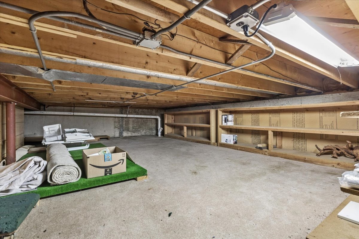 3S691 Melcher Avenue, Warrenville, IL 60555