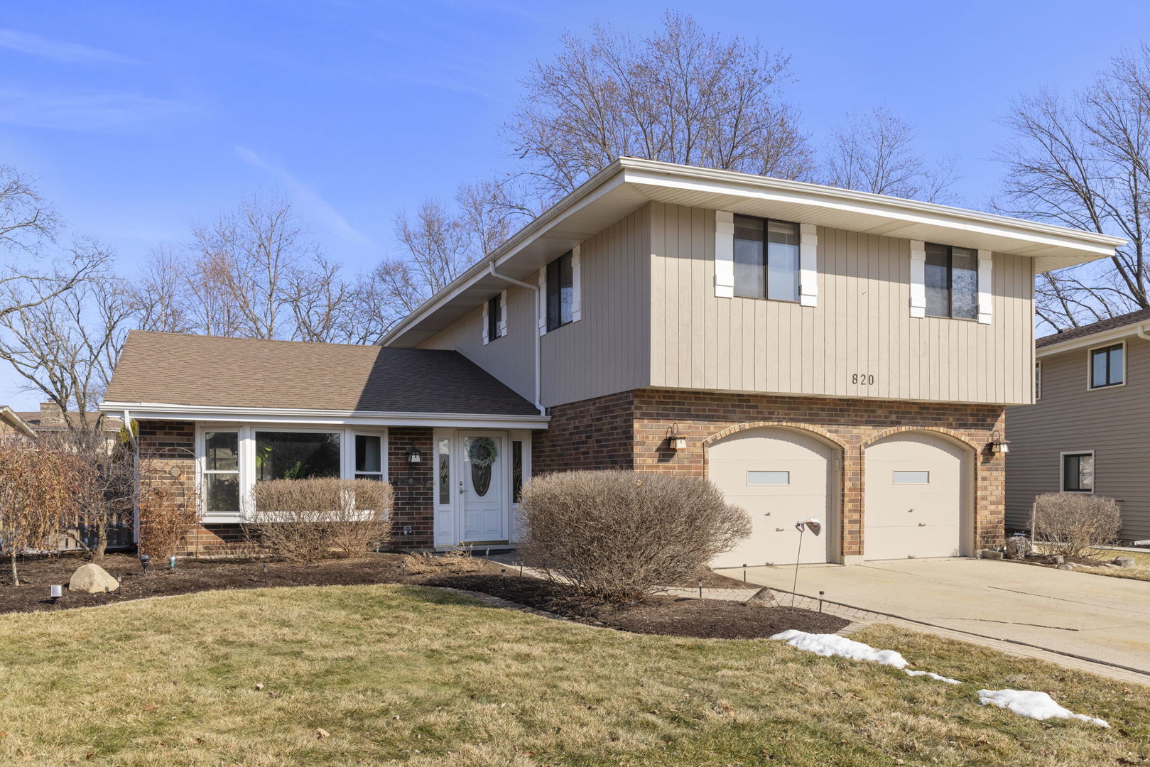 820 Sudbury Court, Schaumburg, IL 60193