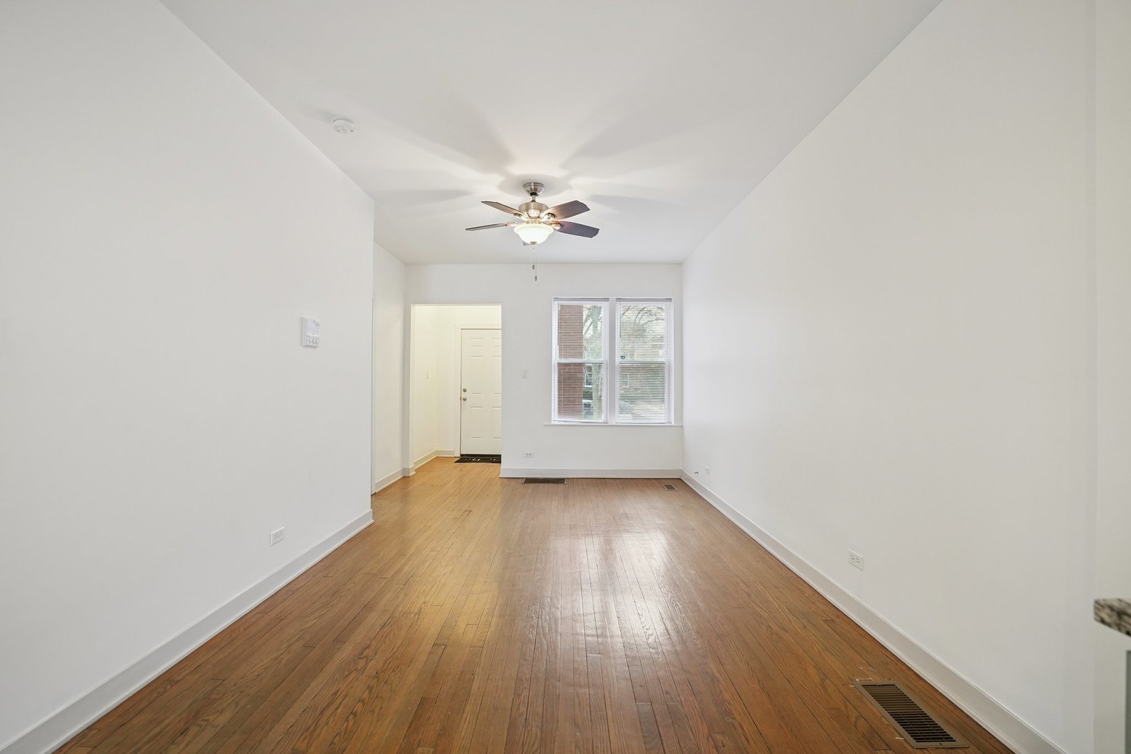 7138 S Prairie Avenue #1, Chicago, IL 60619