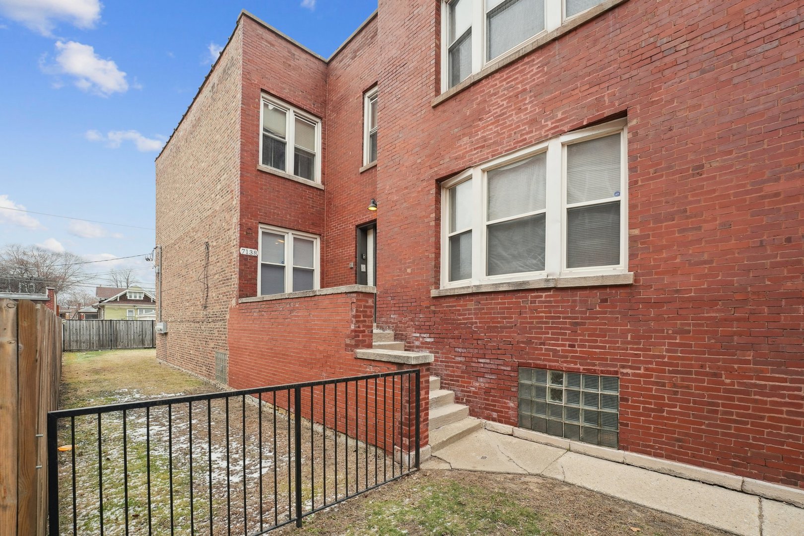 7138 S Prairie Avenue #1, Chicago, IL 60619