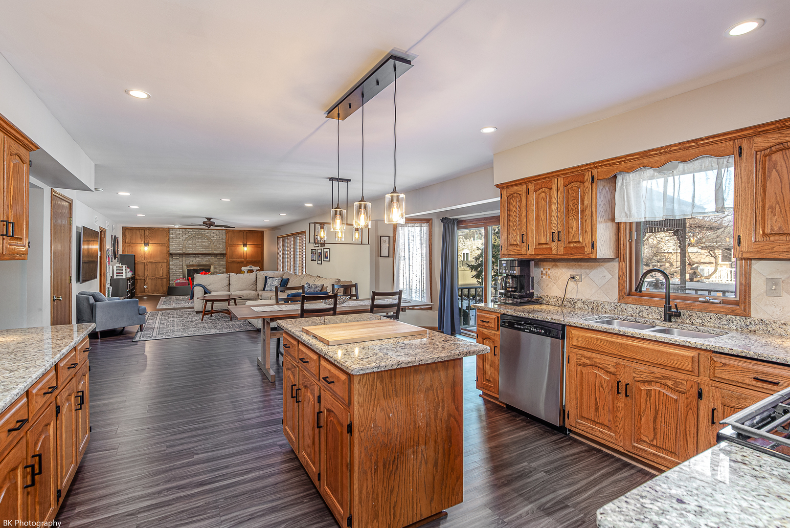 8314 Heather Lane, Tinley Park, IL 60477