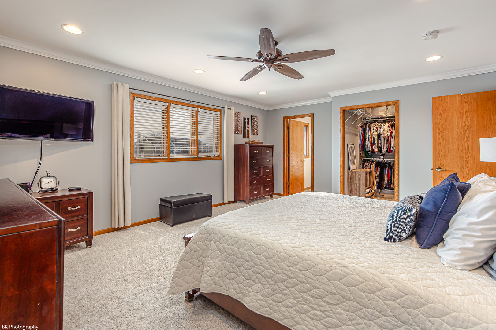 8314 Heather Lane, Tinley Park, IL 60477