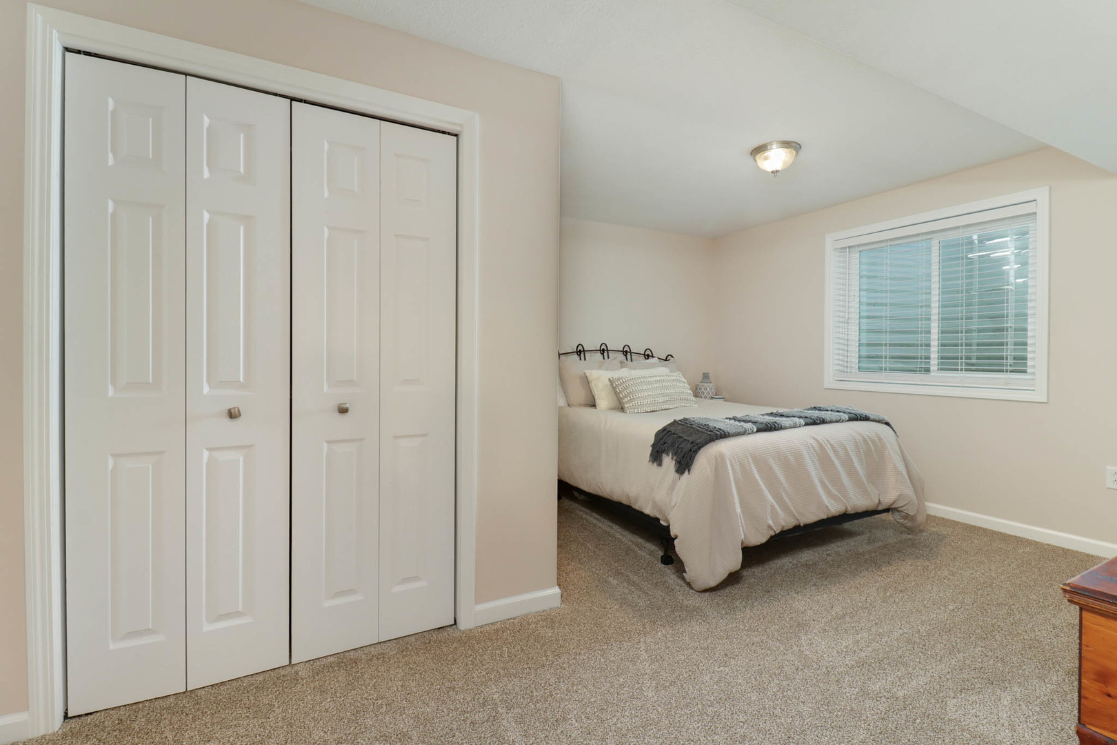 67 Dry Sage Circle, Bloomington, IL 61705