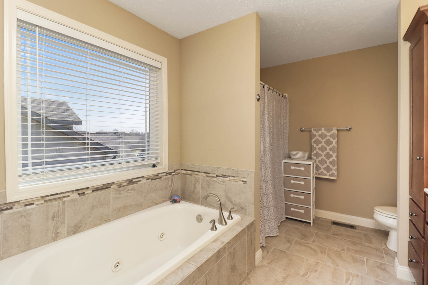 67 Dry Sage Circle, Bloomington, IL 61705