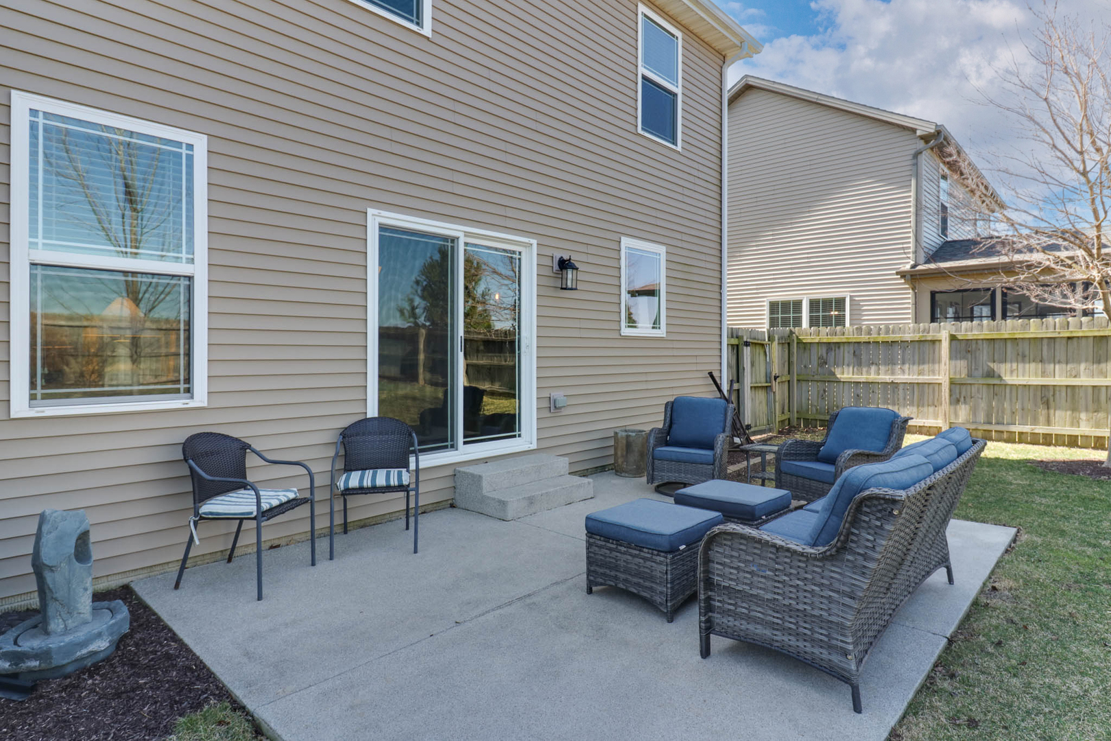 67 Dry Sage Circle, Bloomington, IL 61705