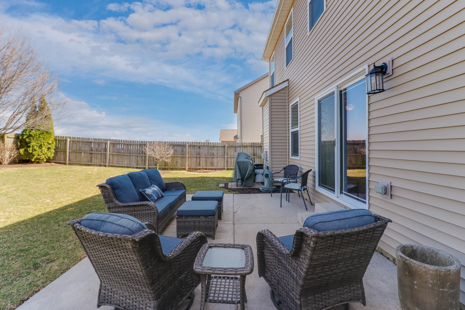 67 Dry Sage Circle, Bloomington, IL 61705