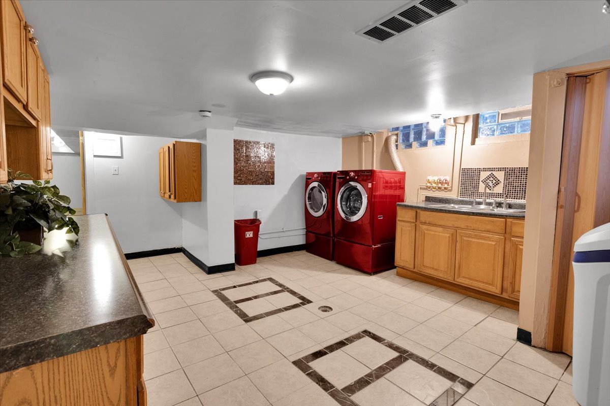 7545 S Carpenter Street, Chicago, IL 60620