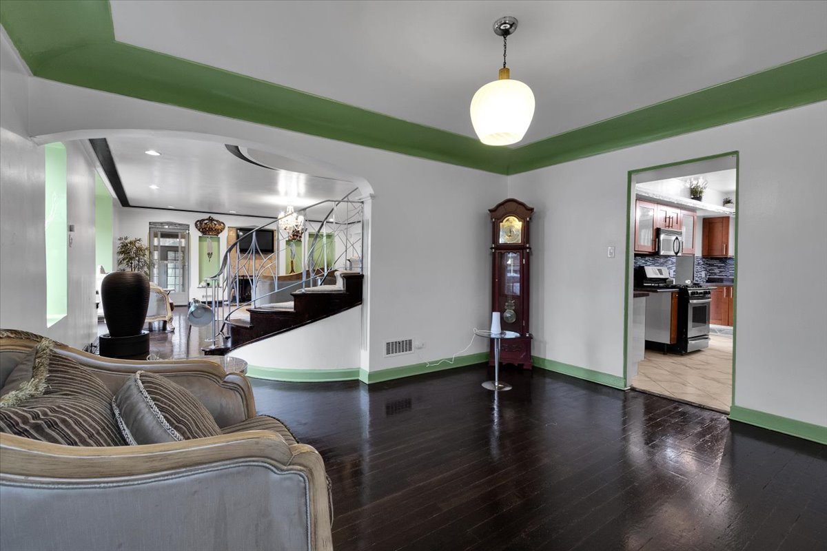 7545 S Carpenter Street, Chicago, IL 60620